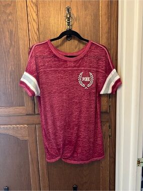 🩷PINK Victoria's Secret Womens Red Short Sleeve Crewneck burnout Tee.